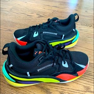 Puma RS-Dreamer - boys size 7 sneakers in good condition.